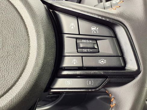 Certified 2024 Subaru Crosstrek 2.5i Limited w/ Crosstrek Mirror Package image 18