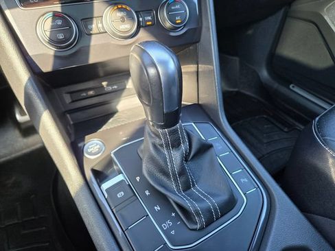 Used 2021 Volkswagen Tiguan SE R-Line AWD/4WD image 34
