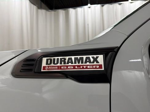 Used 2024 GMC Sierra 2500 AT4X AWD/4WD image 33