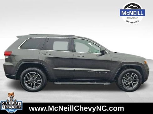Used 2020 Jeep Grand Cherokee Laredo w/ 18" Wheel & 8.4" Radio Group RWD image 8