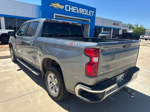 Used 2019 Chevrolet Silverado 1500 LT w/ Texas Edition AWD/4WD image 4