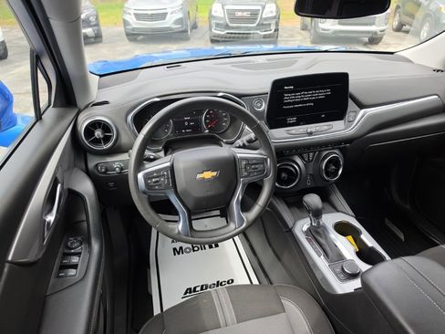 Certified 2024 Chevrolet Blazer LT w/ Convenience Package FWD image 7