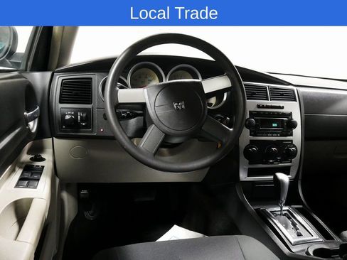 Used 2007 Dodge Magnum SXT image 2