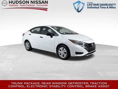 New 2025 Nissan Versa S w/ Trunk Package