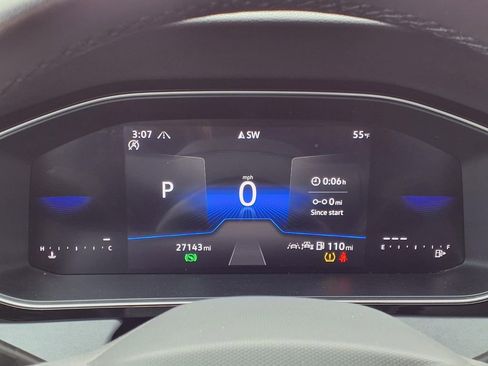 Used 2025 Volkswagen Jetta SE image 27