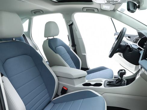 New 2026 Volkswagen Jetta SE image 35