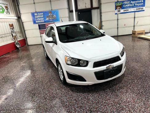 Used 2014 Chevrolet Sonic LT image 25