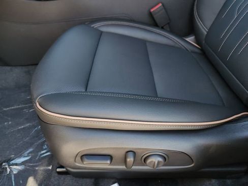 New 2026 Buick Envista Avenir image 18