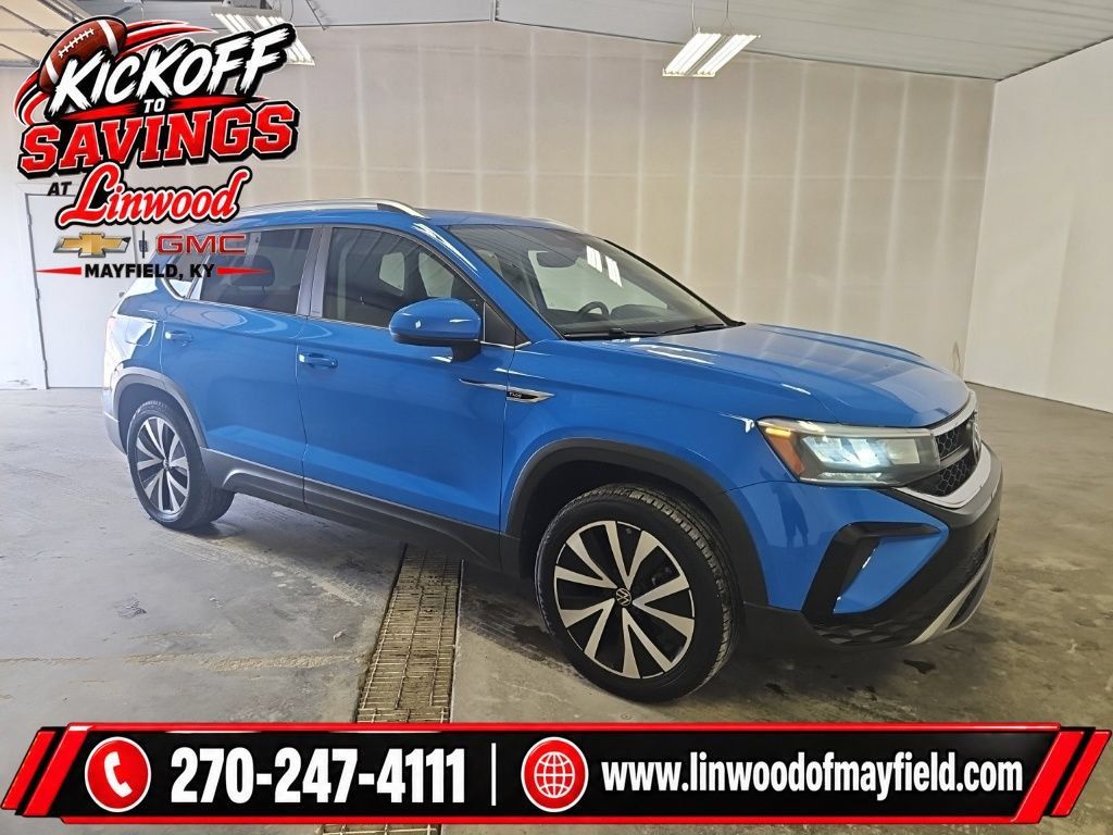 Used 2022 Volkswagen Taos SE AWD/4WD image 1