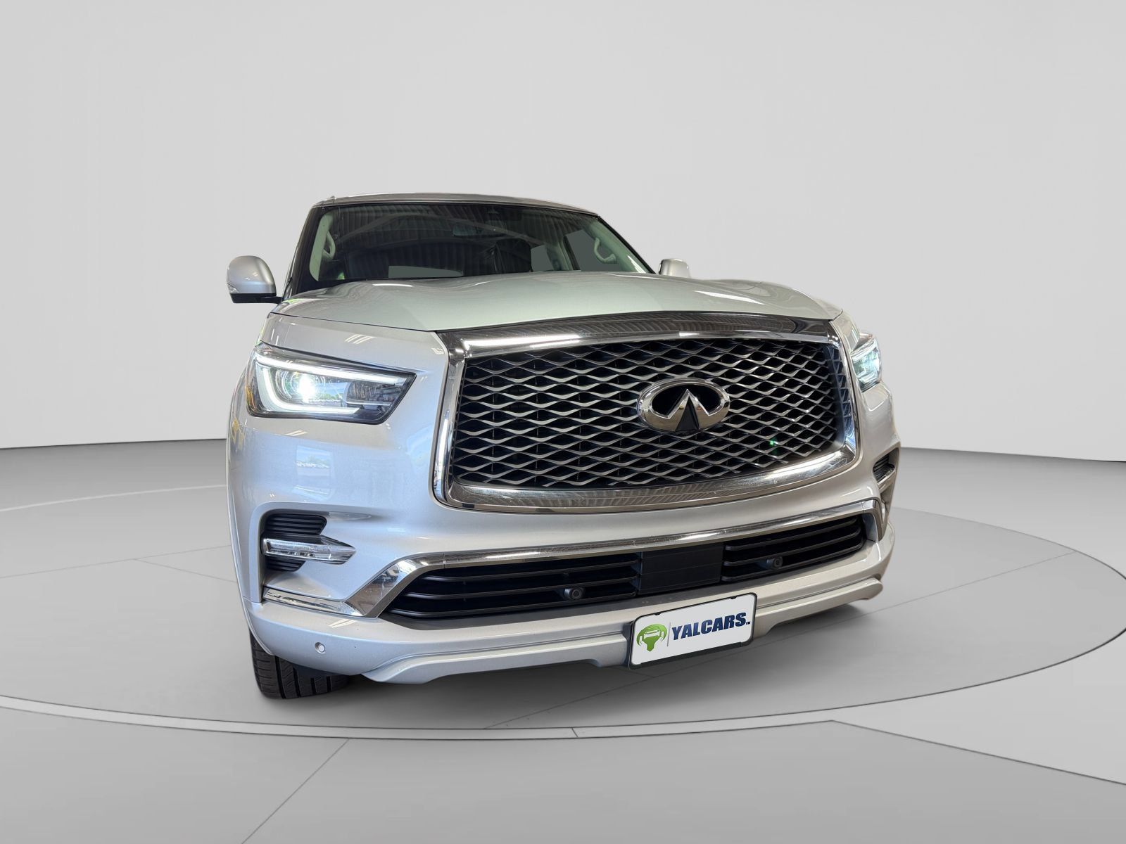 Used 2018 INFINITI QX80 4WD w/ Driver Assistance Package image 43
