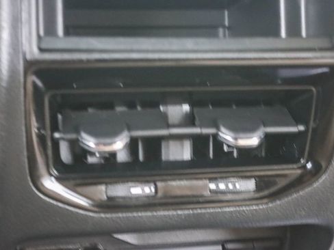 Used 2023 Jeep Grand Cherokee 4WD 4xe image 21