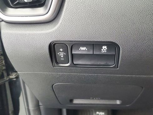 Used 2022 Kia Sorento LX image 30