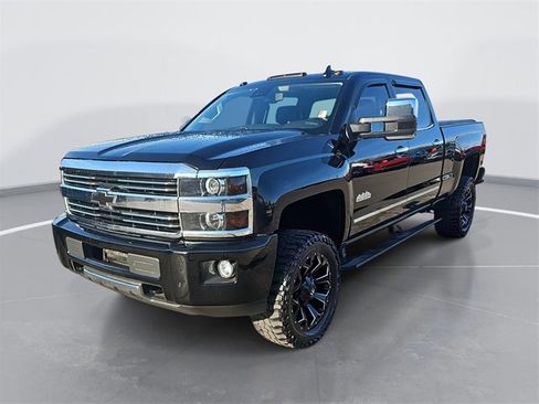 Used 2017 Chevrolet Silverado 2500 High Country image 7