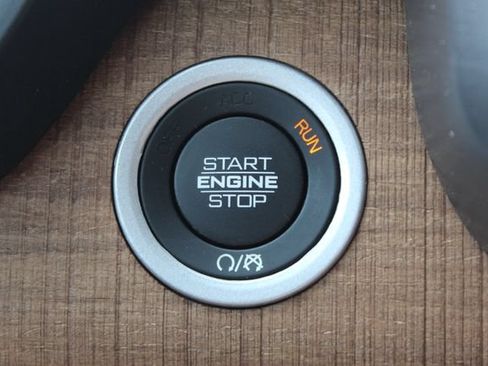 Used 2023 RAM 1500 Limited AWD/4WD image 21