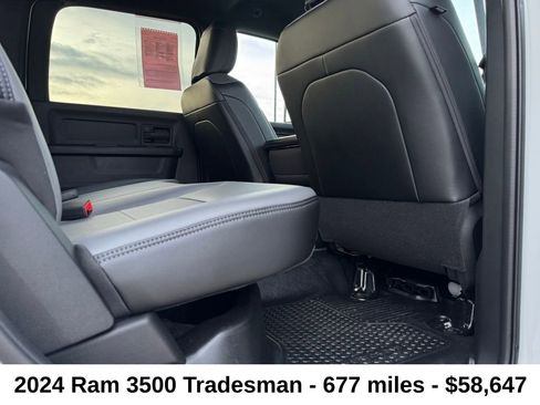 Used 2024 RAM 3500 Tradesman w/ Chrome Appearance Group image 27