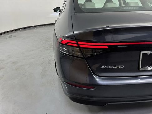 Certified 2025 Honda Accord SE image 32