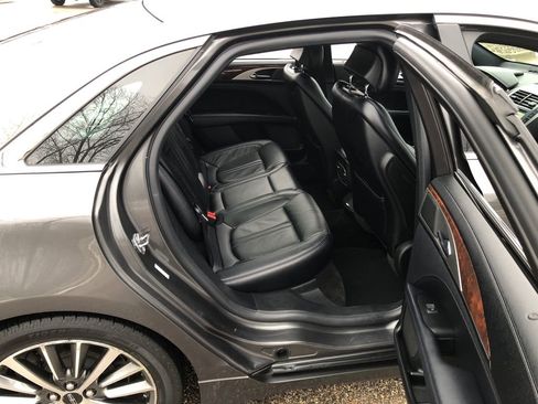 Used 2018 Lincoln MKZ Select w/ Technology Package image 25