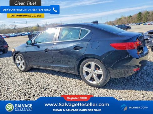 Used 2013 Acura ILX w/ Technology Package FWD image 3
