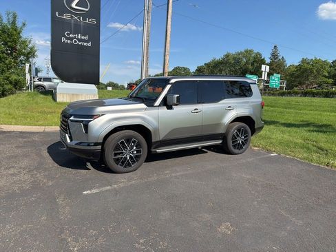 Used 2026 Lexus GX 550 w/ Cold Area Package AWD/4WD image 1