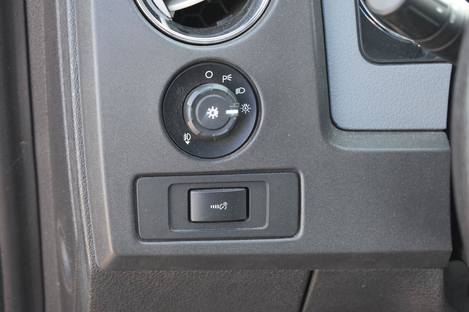 Used 2014 Ford F150 XLT w/ XLT Chrome Package RWD image 23