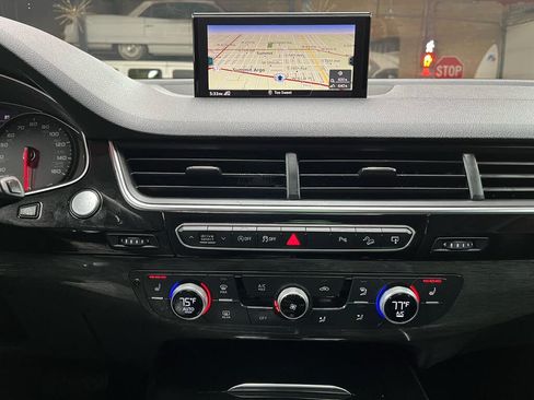 Used 2017 Audi Q7 3.0T Premium Plus AWD/4WD image 18