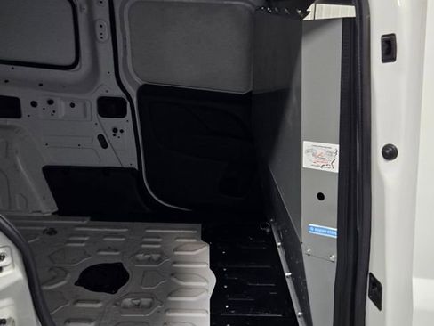 Used 2021 RAM ProMaster City Tradesman SLT image 23