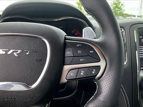 Used 2018 Dodge Durango SRT w/ SRT Interior Appearance Group AWD/4WD image 22