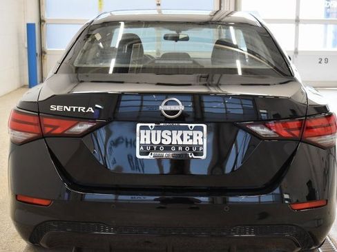 Used 2025 Nissan Sentra S image 11