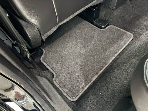 Used 2018 Ford Escape Titanium AWD/4WD image 21