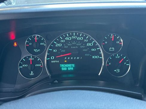 Used 2017 GMC Savana 2500 image 25