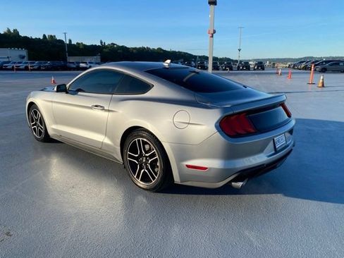 Used 2020 Ford Mustang Coupe w/ Equipment Group 101A RWD image 6