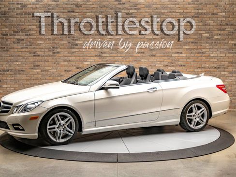 Used 2011 Mercedes-Benz E 550 Cabriolet image 4