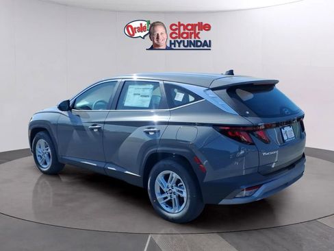 New 2026 Hyundai Tucson SE FWD image 3