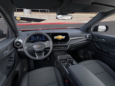 New 2026 Chevrolet Equinox LT w/ Convenience Package II FWD image 15