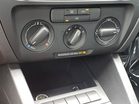 Used 2012 Volkswagen Jetta S FWD image 24