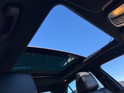 Used 2014 Chrysler 300 S image 15