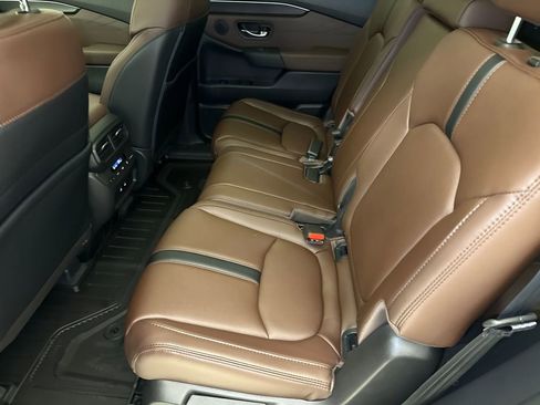 New 2026 Honda Pilot Touring image 19
