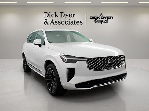 New 2026 Volvo XC90 B6 Ultra image 1