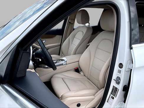 Used 2018 Mercedes-Benz GLC 300 image 8
