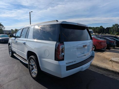 Used 2016 GMC Yukon XL SLT w/ Open Road Package AWD/4WD image 5