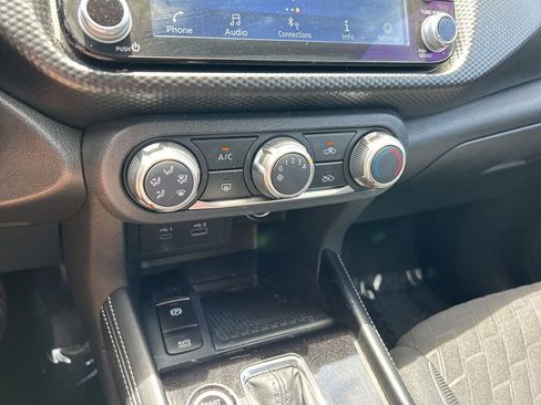 Certified 2024 Nissan Kicks SV w/ Exterior Package FWD image 34