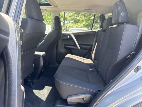 Used 2018 Toyota RAV4 XLE w/ Plus Extra Value Package AWD/4WD image 25
