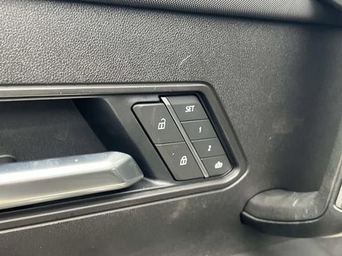 Used 2026 GMC Hummer EV SUV AWD/4WD image 16