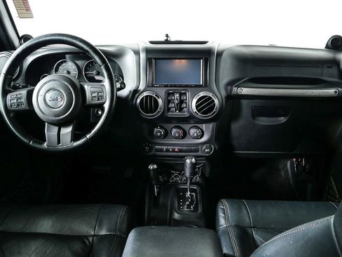 Used 2012 Jeep Wrangler Unlimited Sport image 18