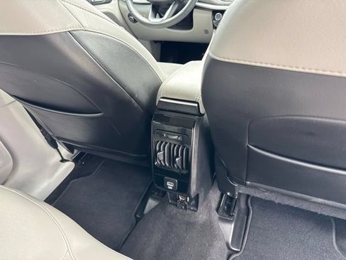 Certified 2022 Jeep Compass Latitude AWD/4WD image 19