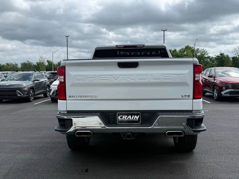 Used 2022 Chevrolet Silverado 1500 LTZ w/ Z71 Off-Road Package image 6
