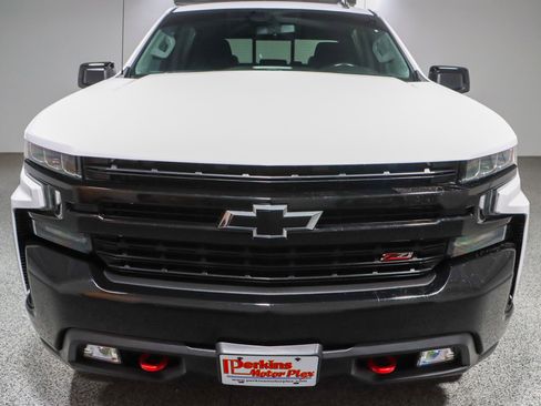 Used 2021 Chevrolet Silverado 1500 LT Trail Boss w/ Convenience Package II image 4
