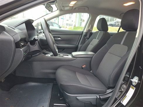 Used 2023 Nissan Sentra SV image 14