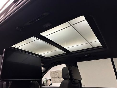 New 2026 Chevrolet Tahoe Premier image 11