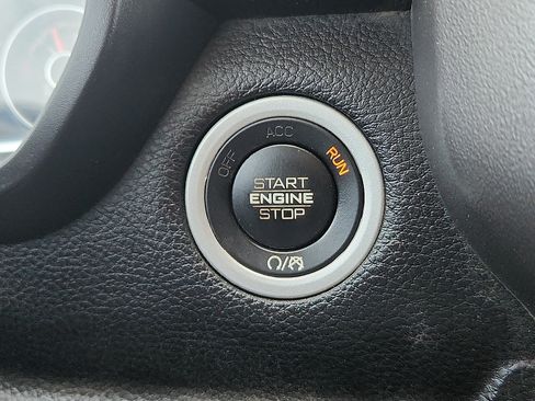 Used 2024 RAM 1500 Big Horn AWD/4WD image 16
